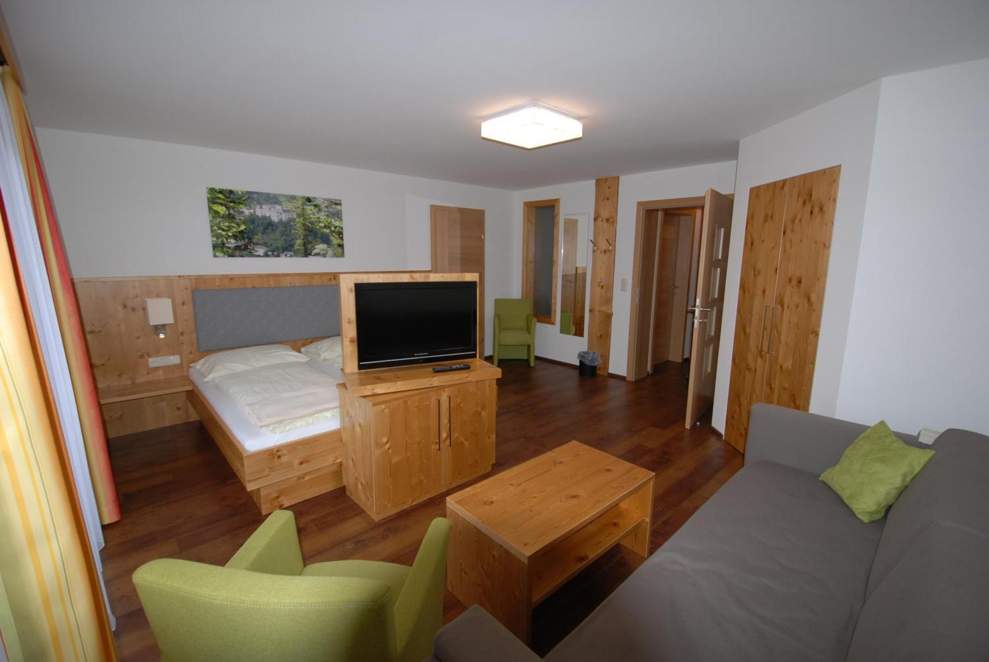 Hotel Kaeferhube Мурау Екстер'єр фото