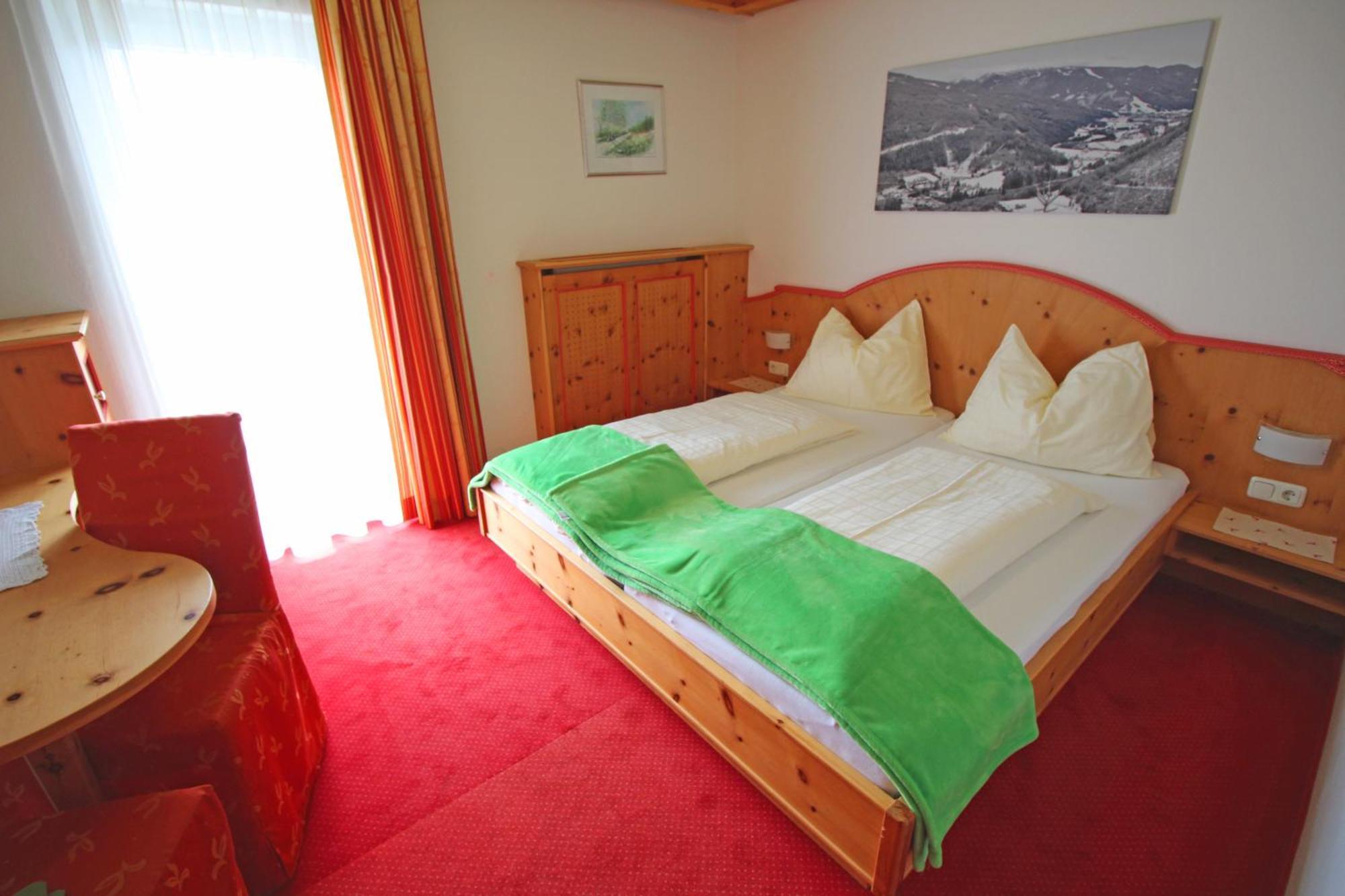 Hotel Kaeferhube Мурау Екстер'єр фото