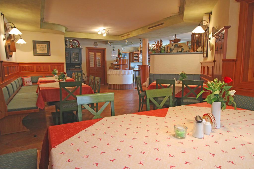 Hotel Kaeferhube Мурау Екстер'єр фото