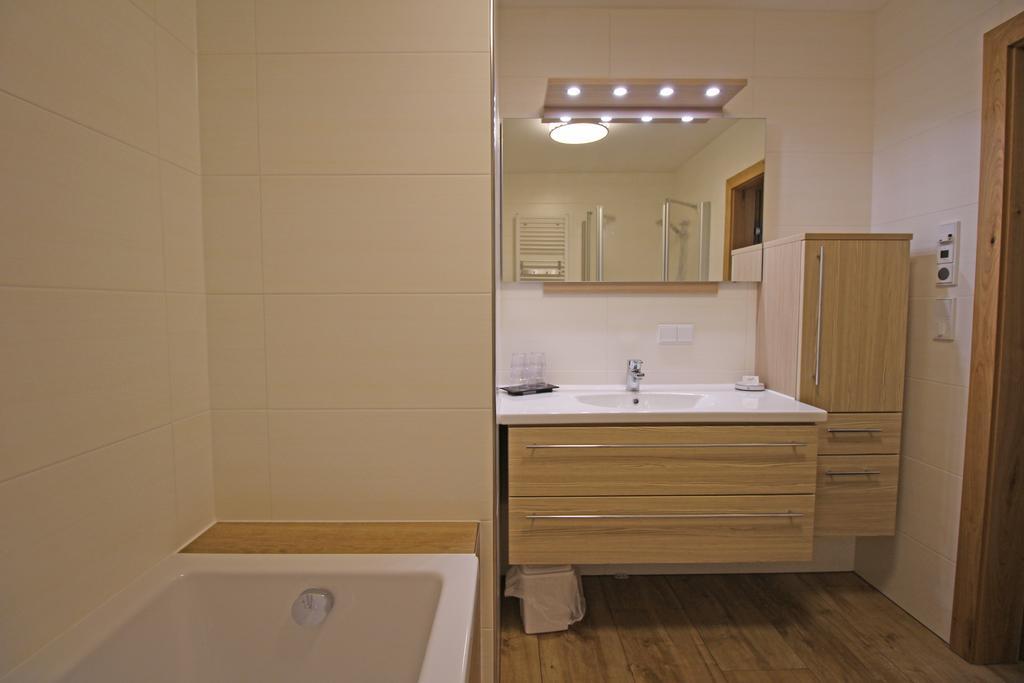 Hotel Kaeferhube Мурау Екстер'єр фото